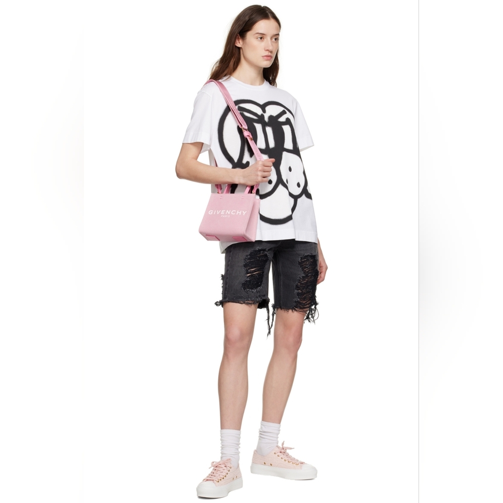 NWT sz Fr 36(4) $1450 Givenchy distressed shorts